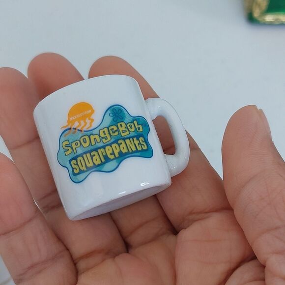 Vintage Lot of 17 Porcelain Thimbles and 2 Other Items West Germany SpongeBob - Picture 6 of 10